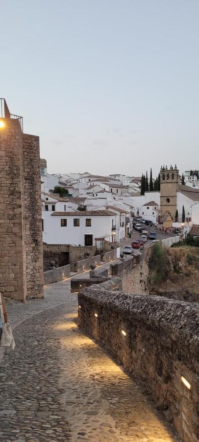 Catalina, En El Casco Historico. *
